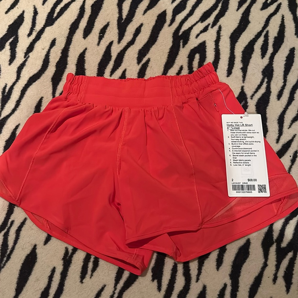Hottie hot shorts 4” carnation red size 2